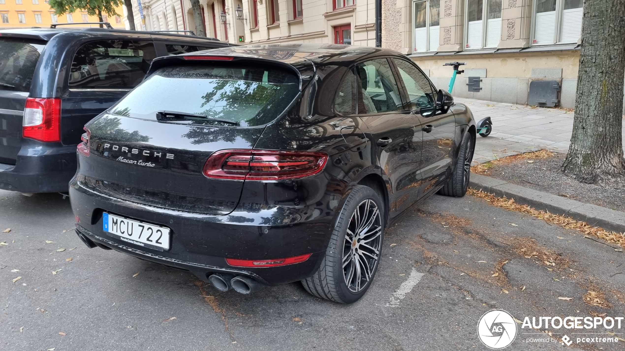 Porsche 95B Macan Turbo