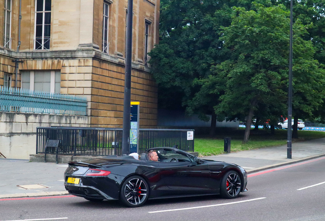 Aston Martin Vanquish Volante