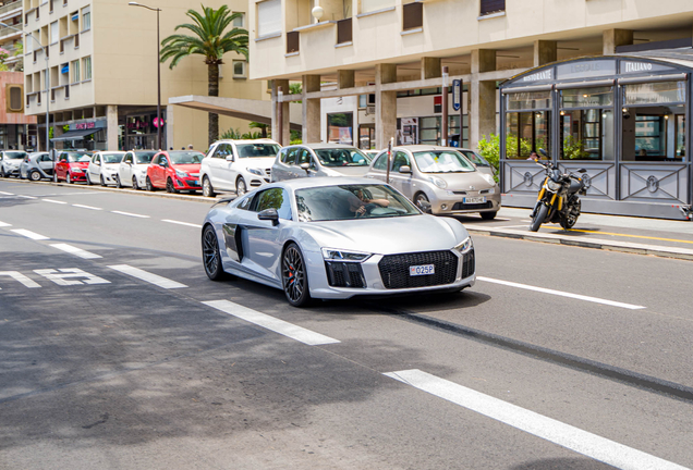 Audi R8 V10 Plus 2015