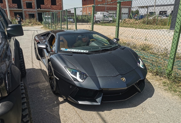 Lamborghini Aventador LP700-4 Roadster