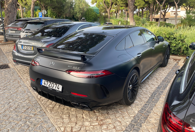 Mercedes-AMG GT 63 S X290