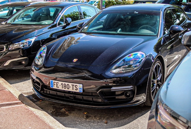 Porsche 971 Panamera Turbo S E-Hybrid Sport Turismo