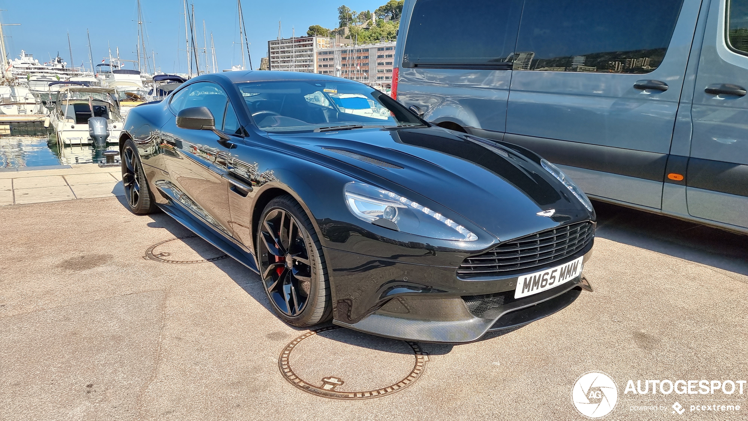 Aston Martin Vanquish 2015 Carbon Black Edition