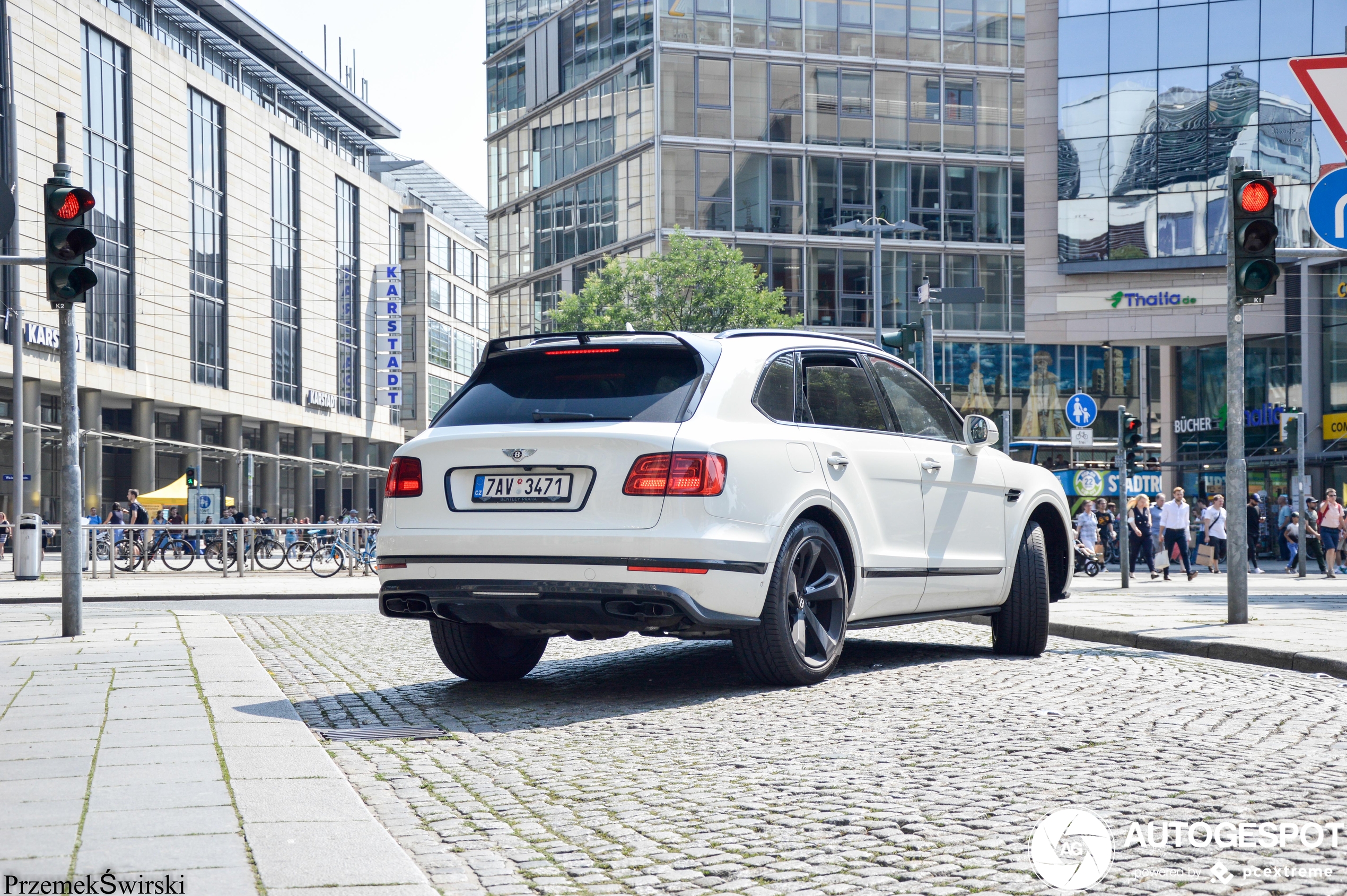 Bentley Bentayga V8