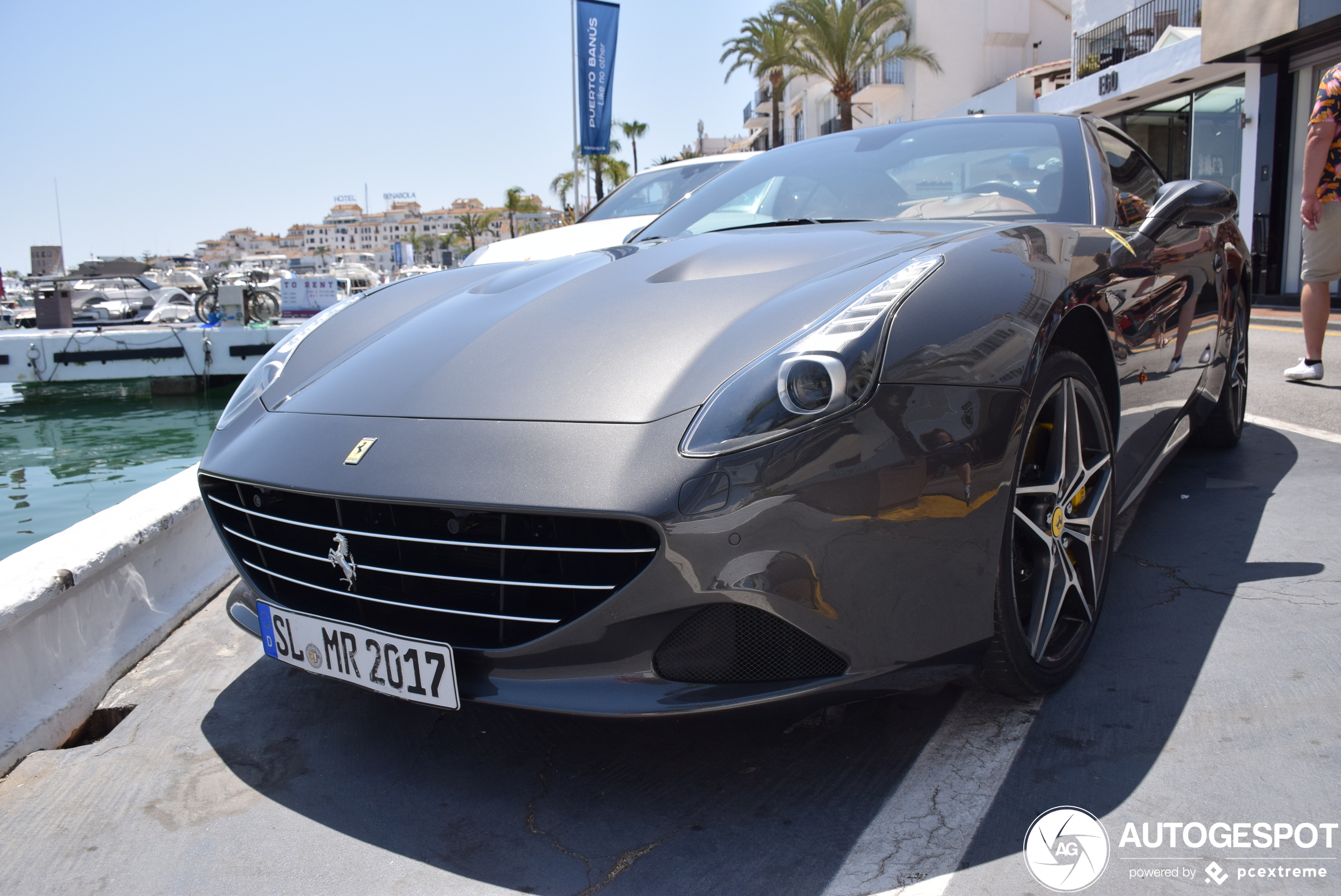 Ferrari California T