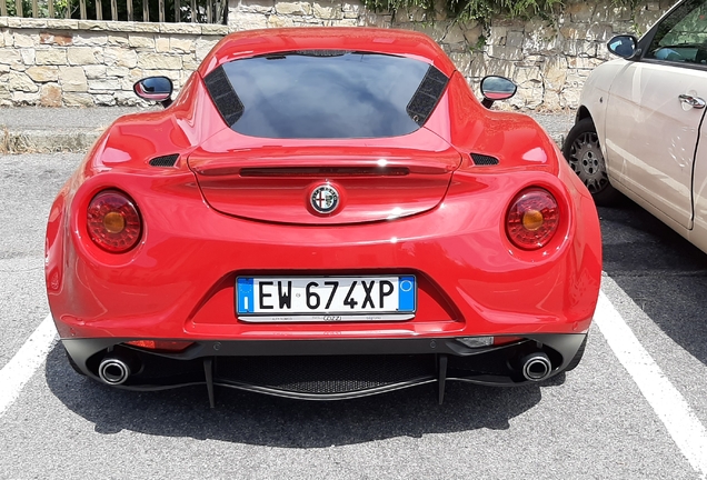 Alfa Romeo 4C Coupé