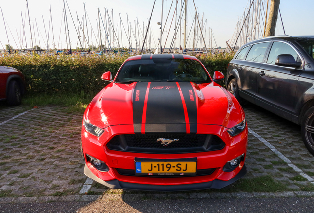 Ford Mustang GT 2015