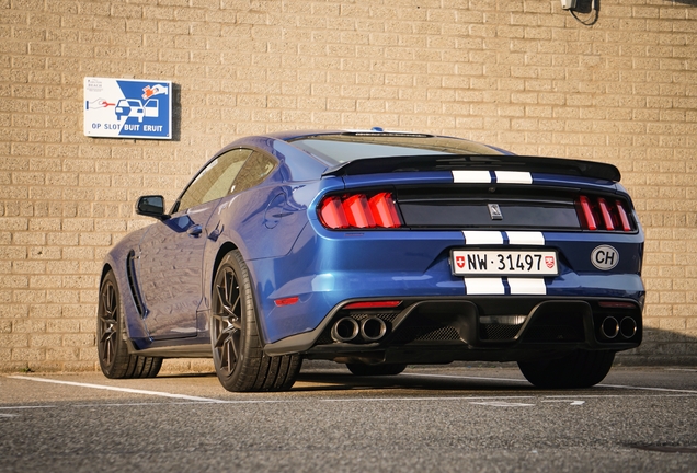 Ford Mustang Shelby GT350 2015