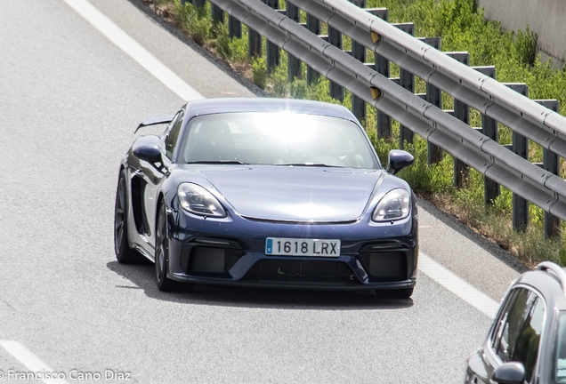 Porsche 718 Cayman GT4