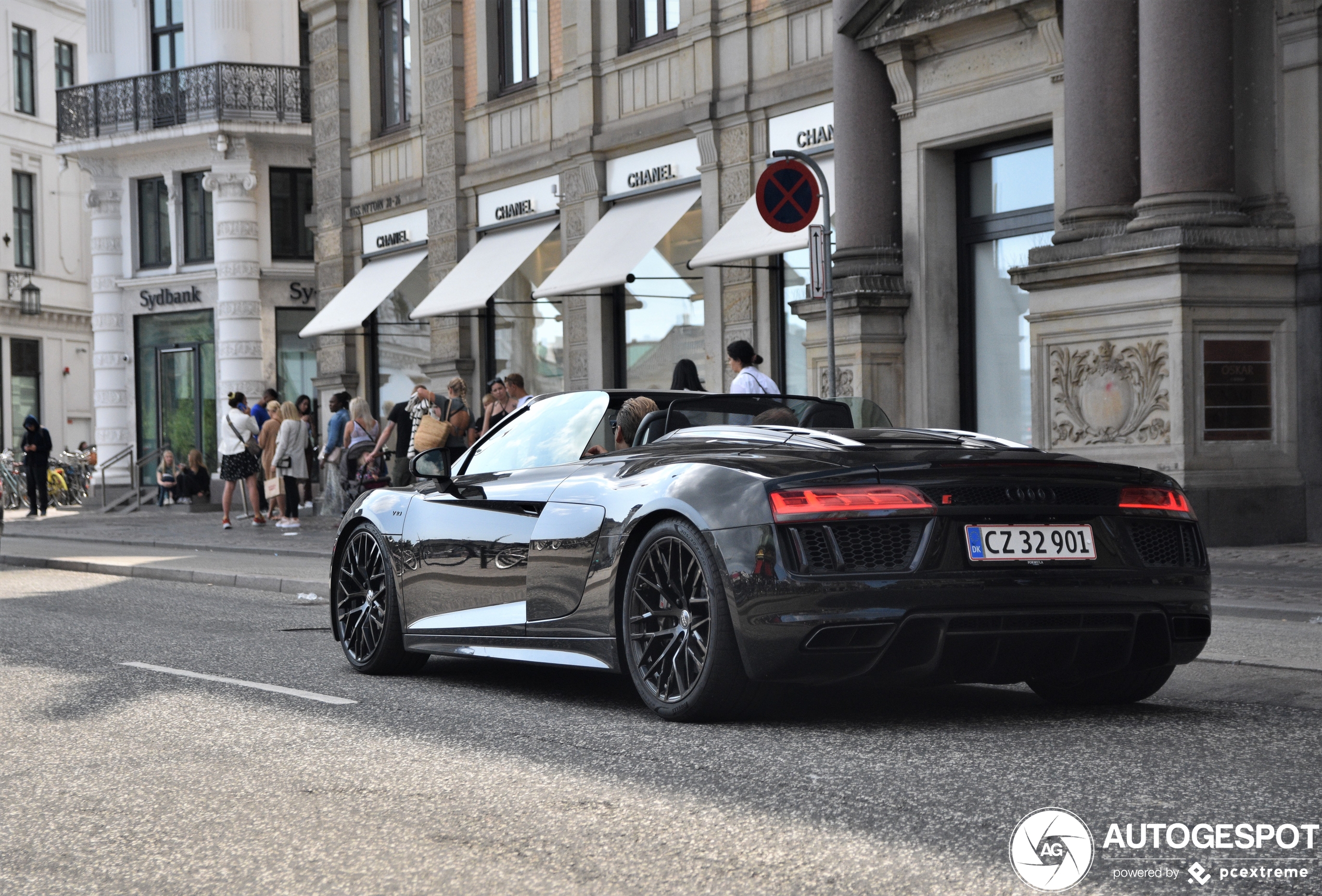 Audi R8 V10 Spyder 2016