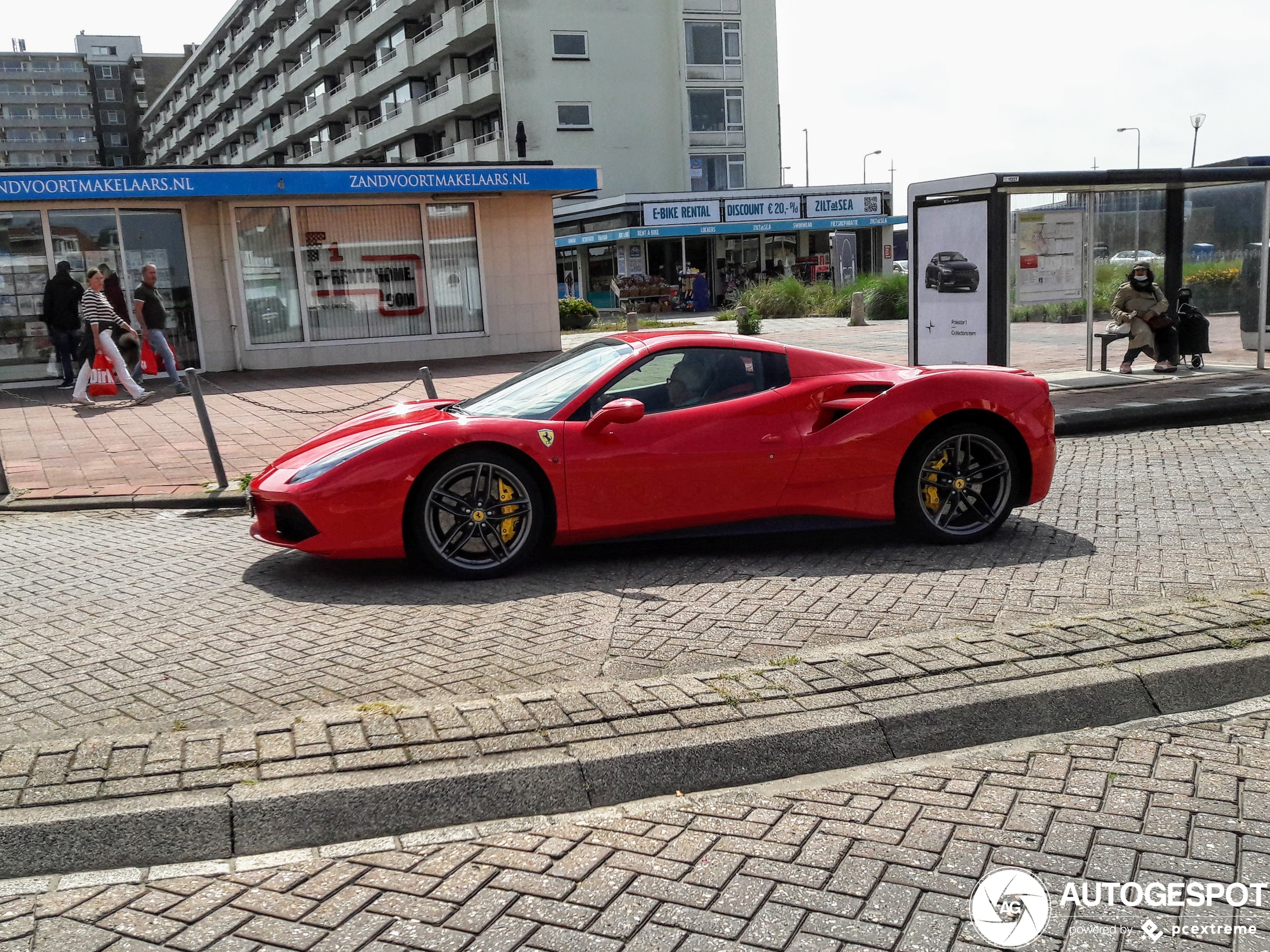 Ferrari 488 Spider