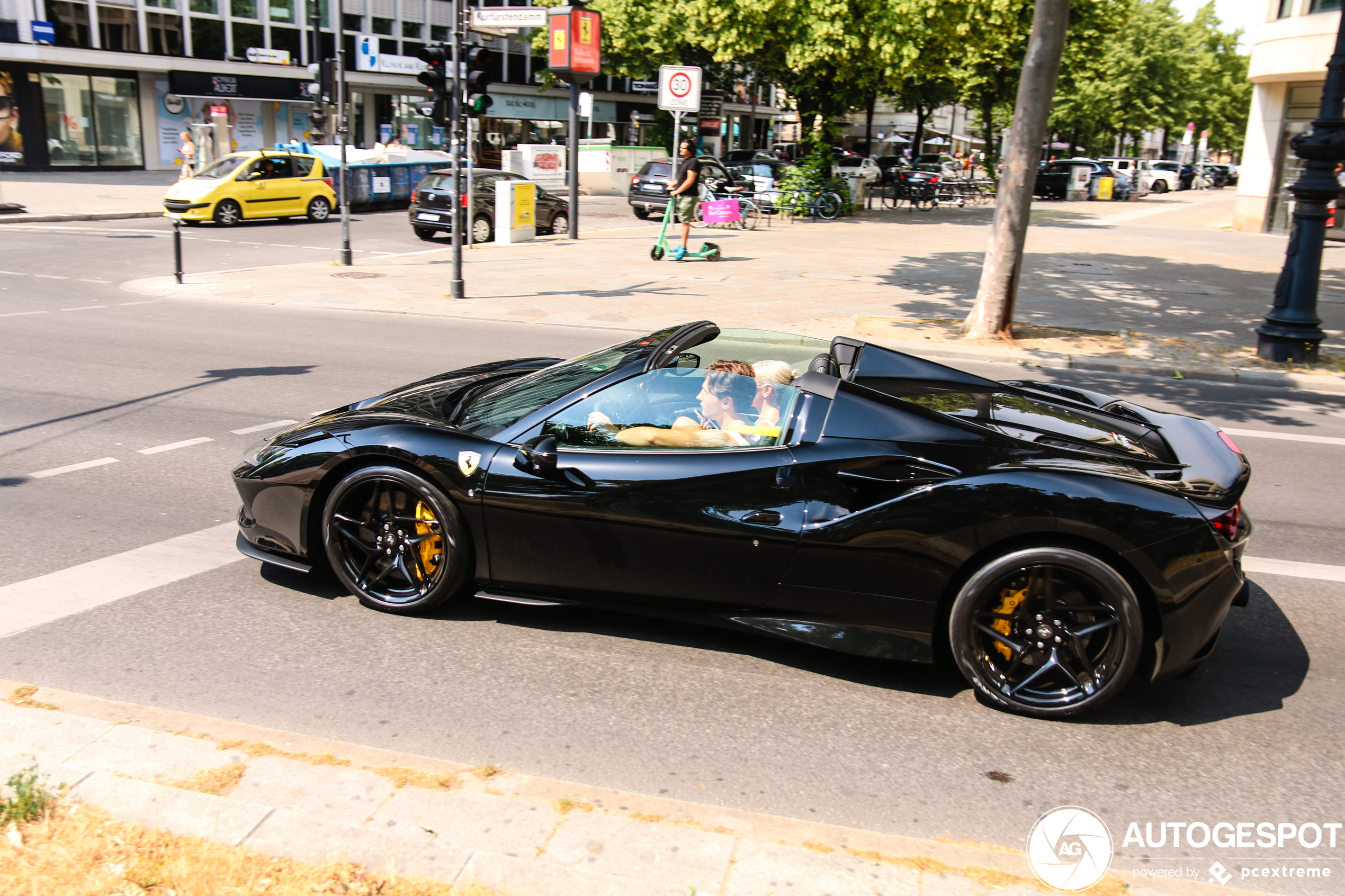 Ferrari F8 Spider - 29 July 2021 - Autogespot