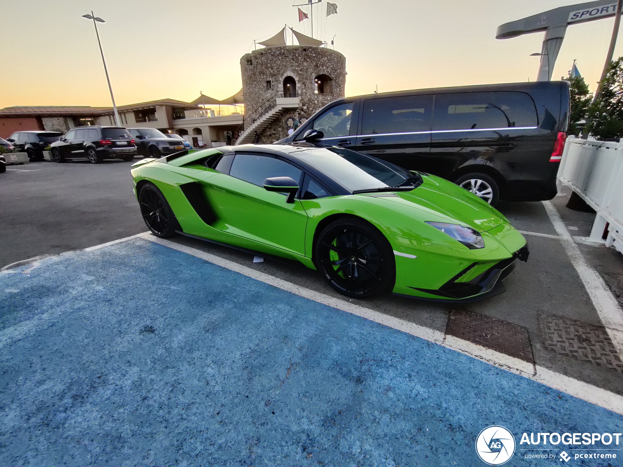 Lamborghini Aventador S LP740-4 Roadster