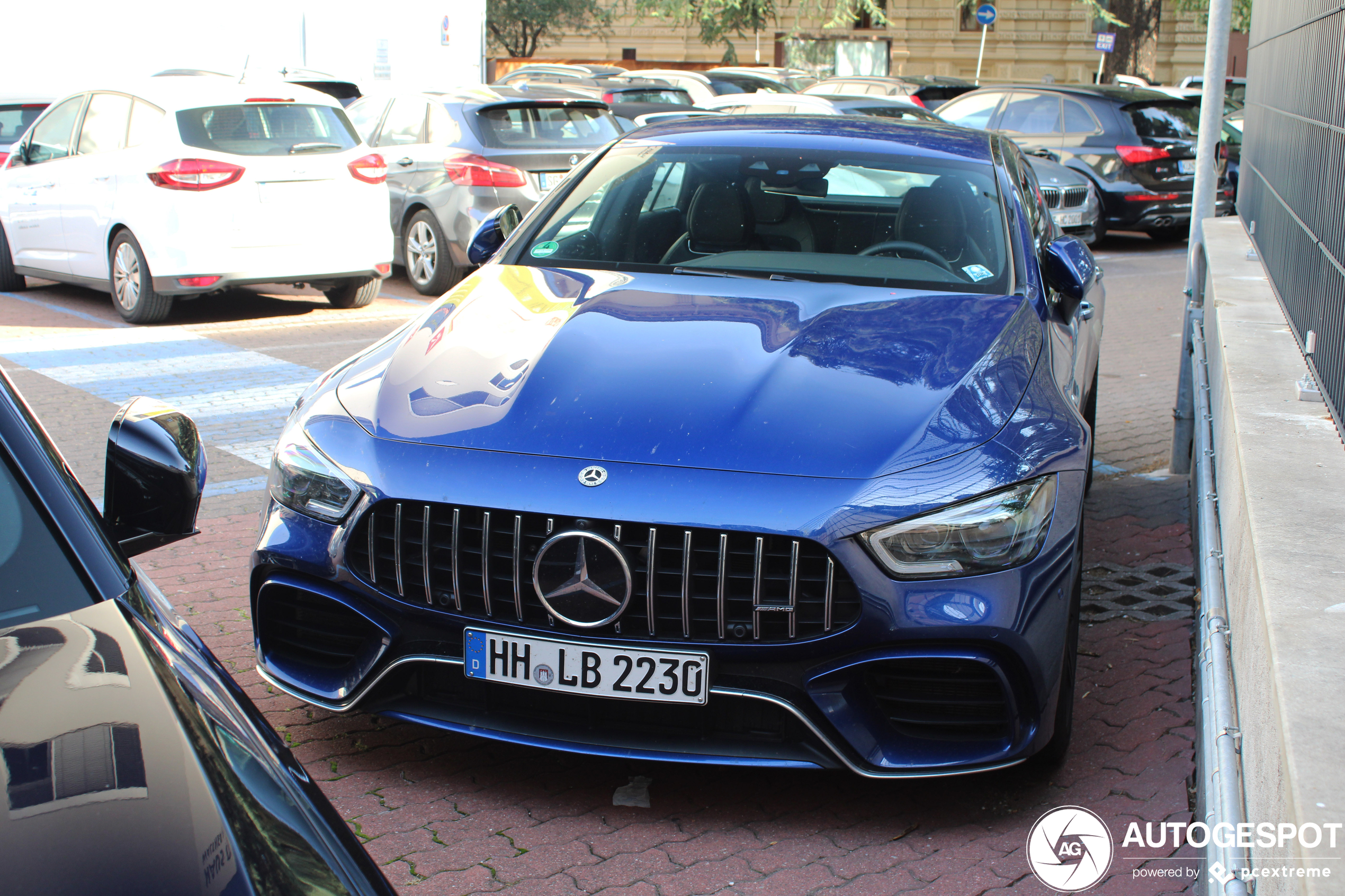 Mercedes-AMG GT 63 X290