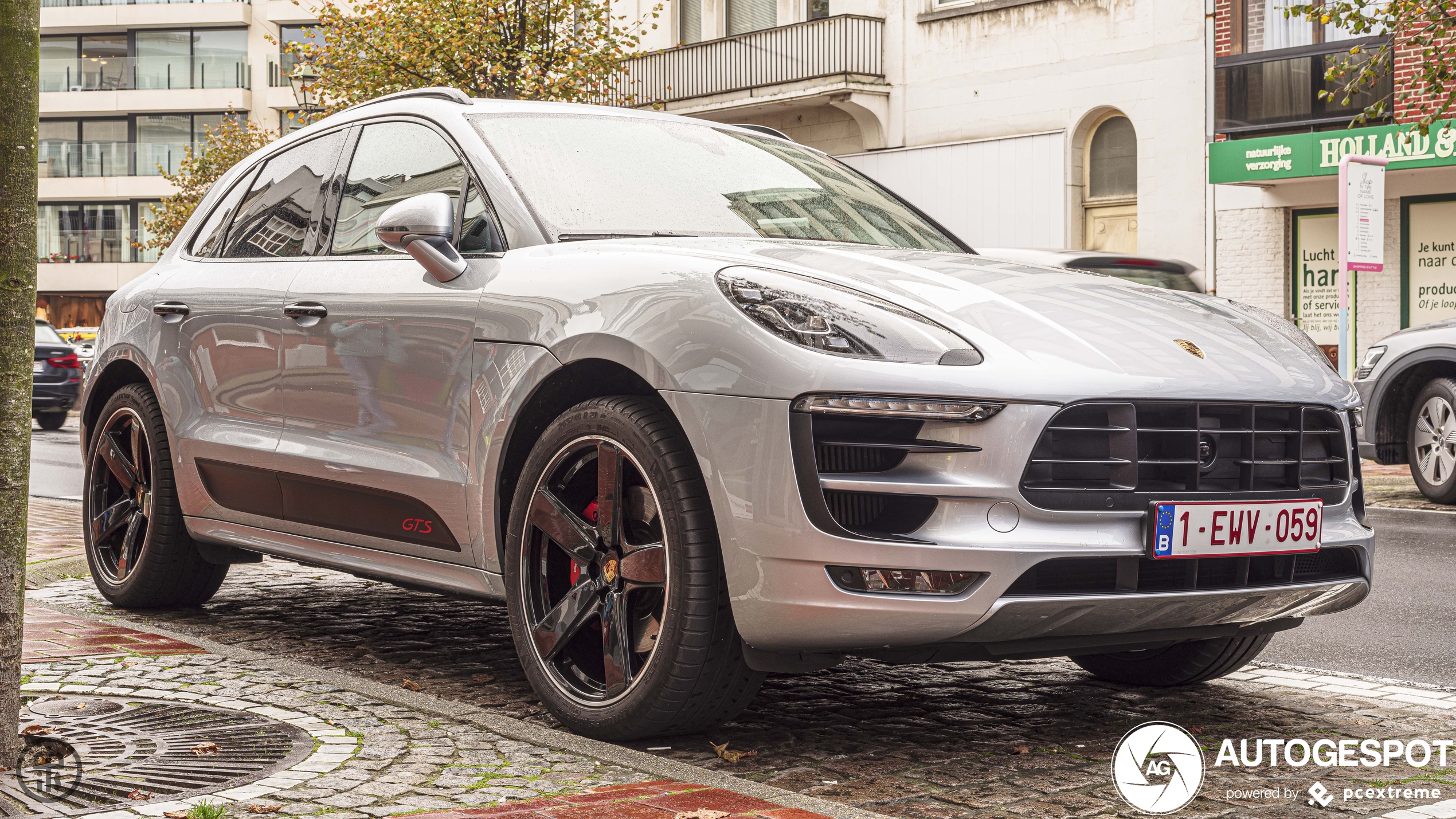 Porsche 95B Macan GTS