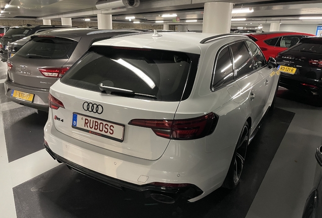 Audi RS4 Avant B9