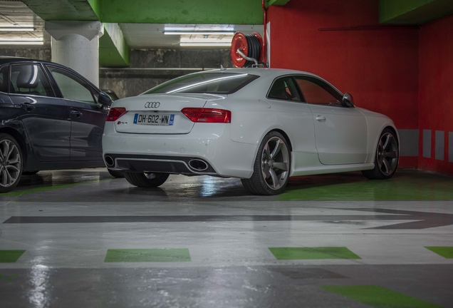 Audi RS5 B8 2012