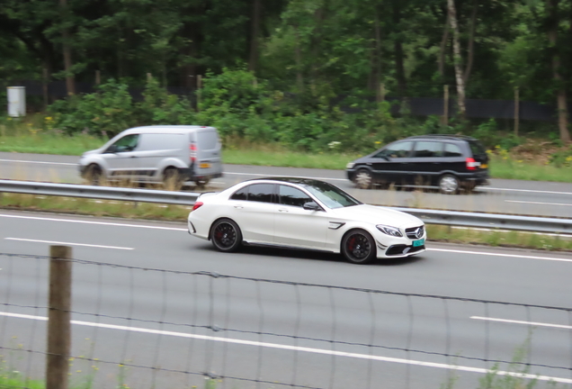 Mercedes-AMG C 63 S W205