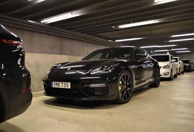 Porsche 971 Panamera Turbo S E-Hybrid