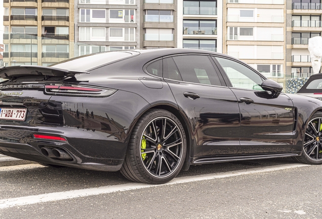 Porsche 971 Panamera Turbo S E-Hybrid