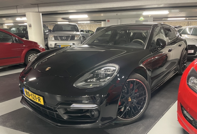 Porsche 971 Panamera Turbo Sport Turismo