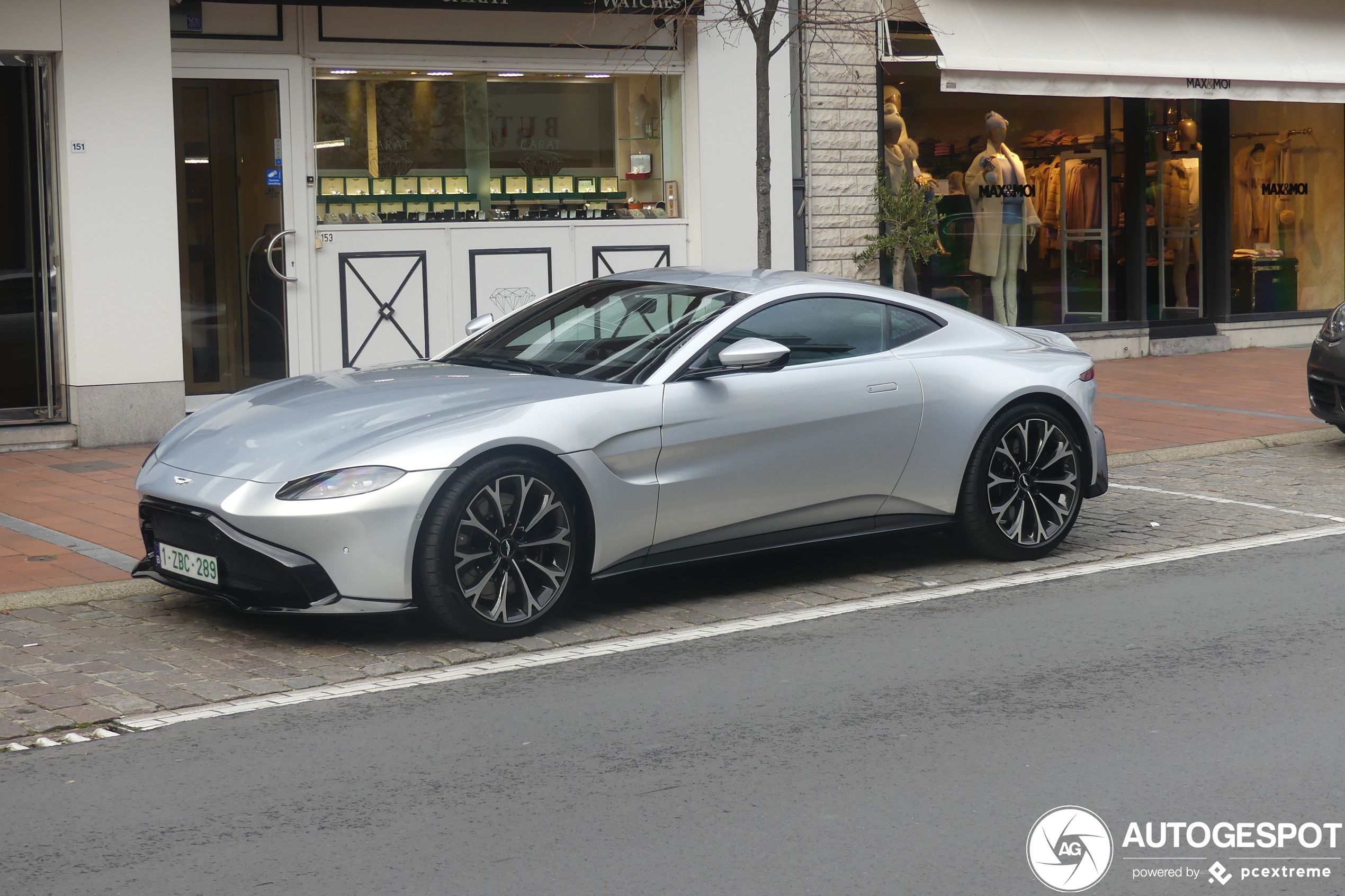 Aston Martin V8 Vantage 2018