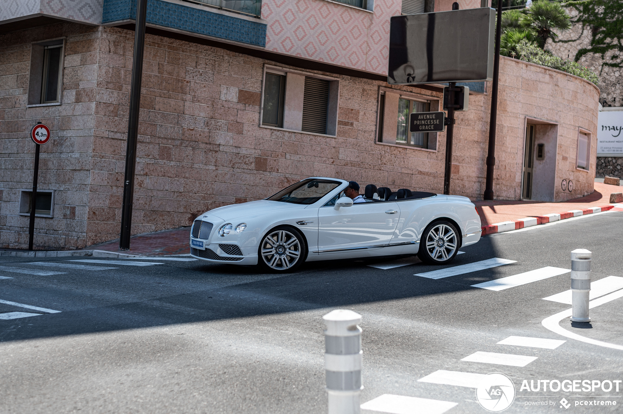 Bentley Continental GTC V8 2016