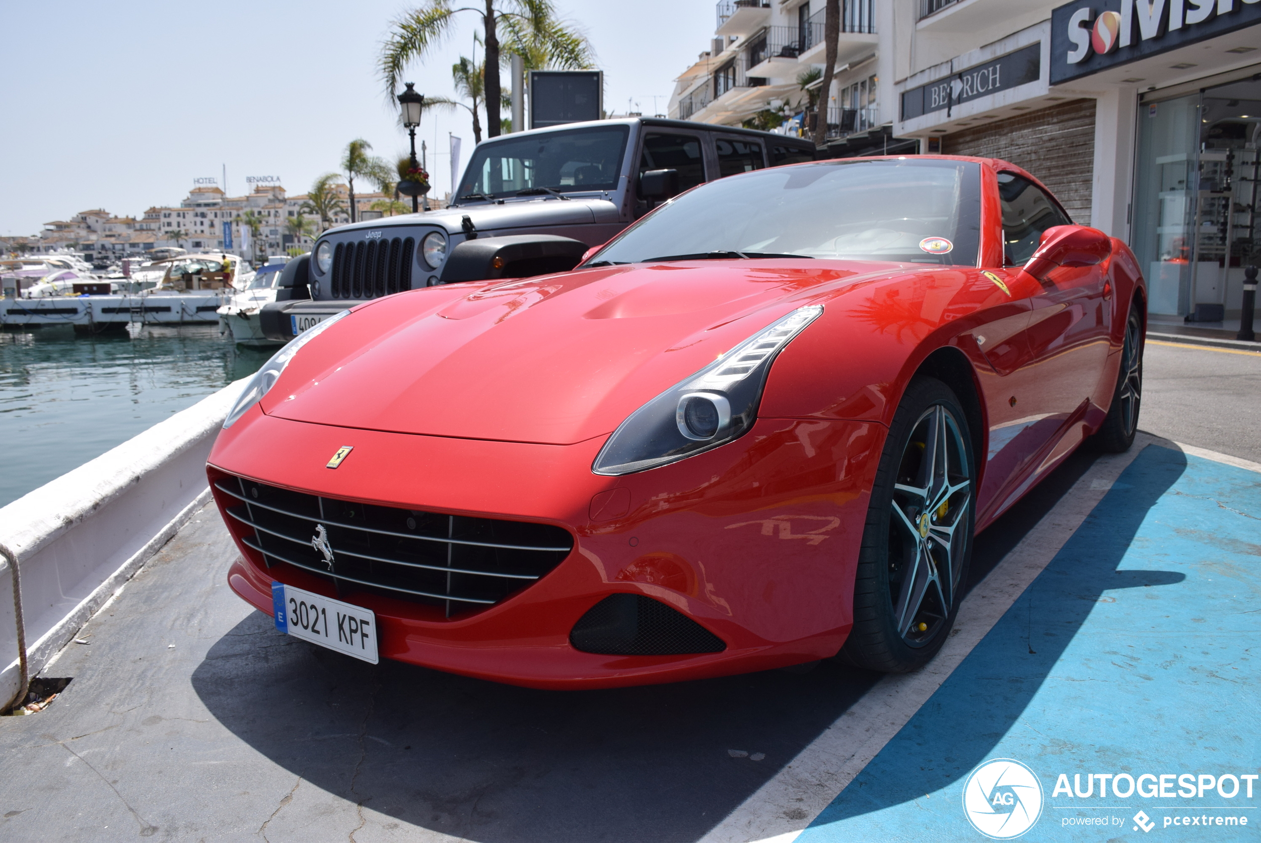 Ferrari California T