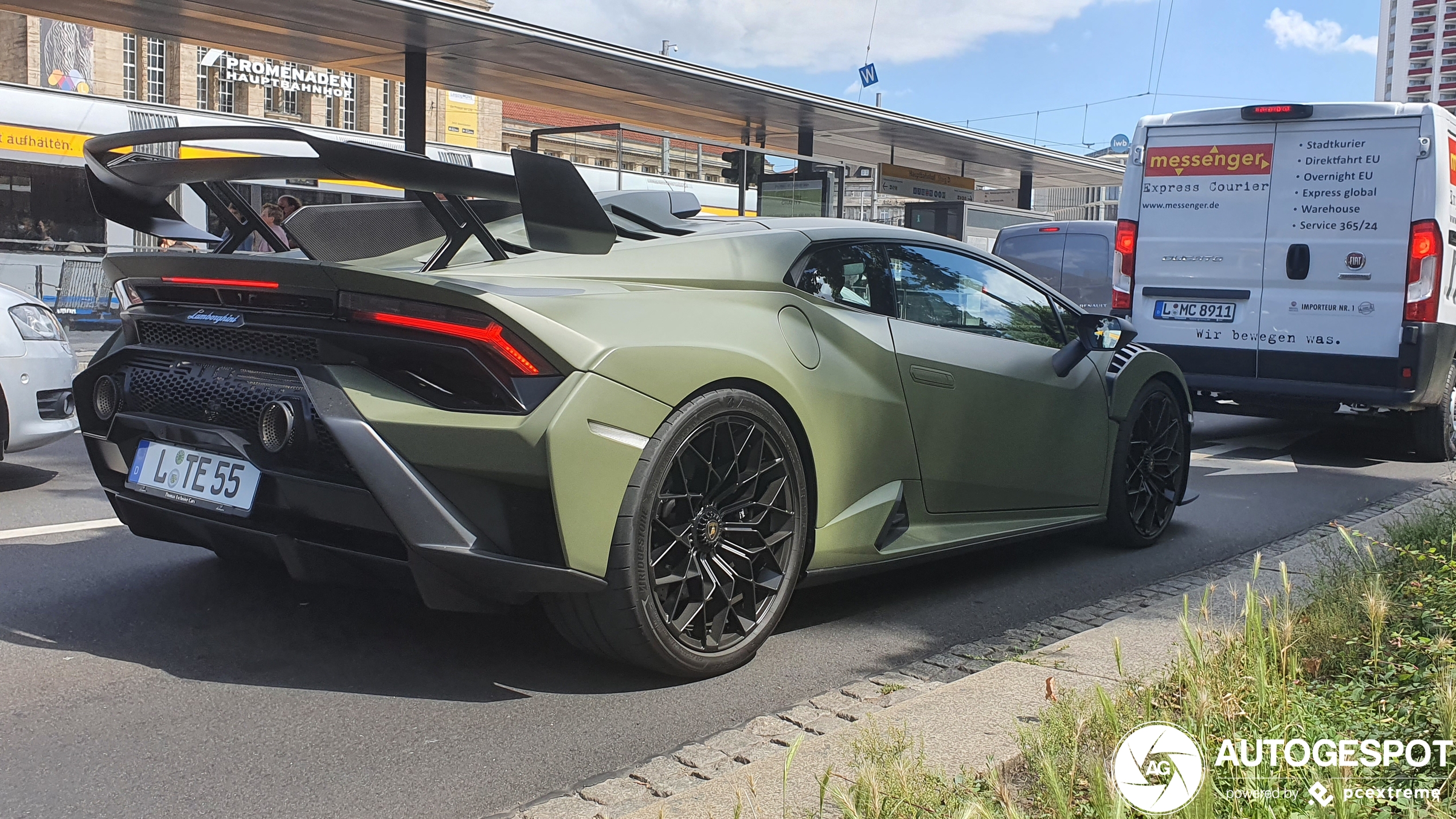 Trio van Lamborghini Hurac&aacute;n LP640-2 STO
