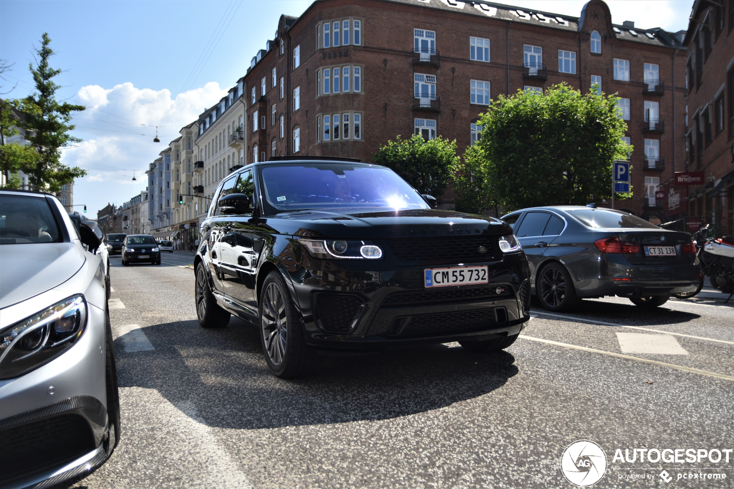 Land Rover Range Rover Sport SVR