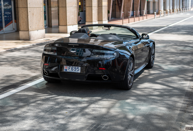 Aston Martin V8 Vantage Roadster 2012