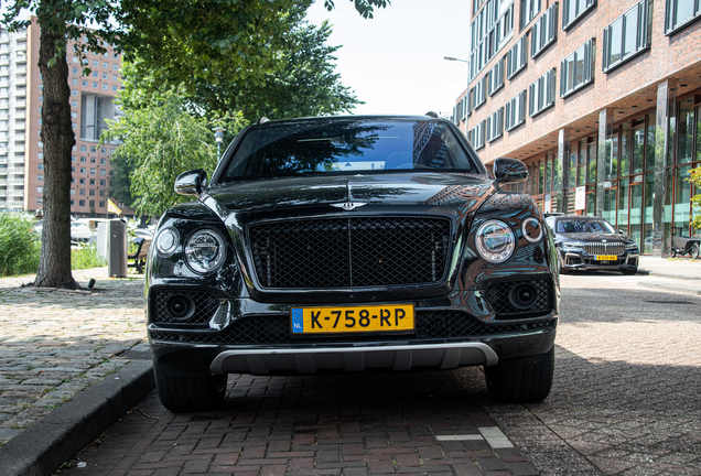 Bentley Bentayga V8