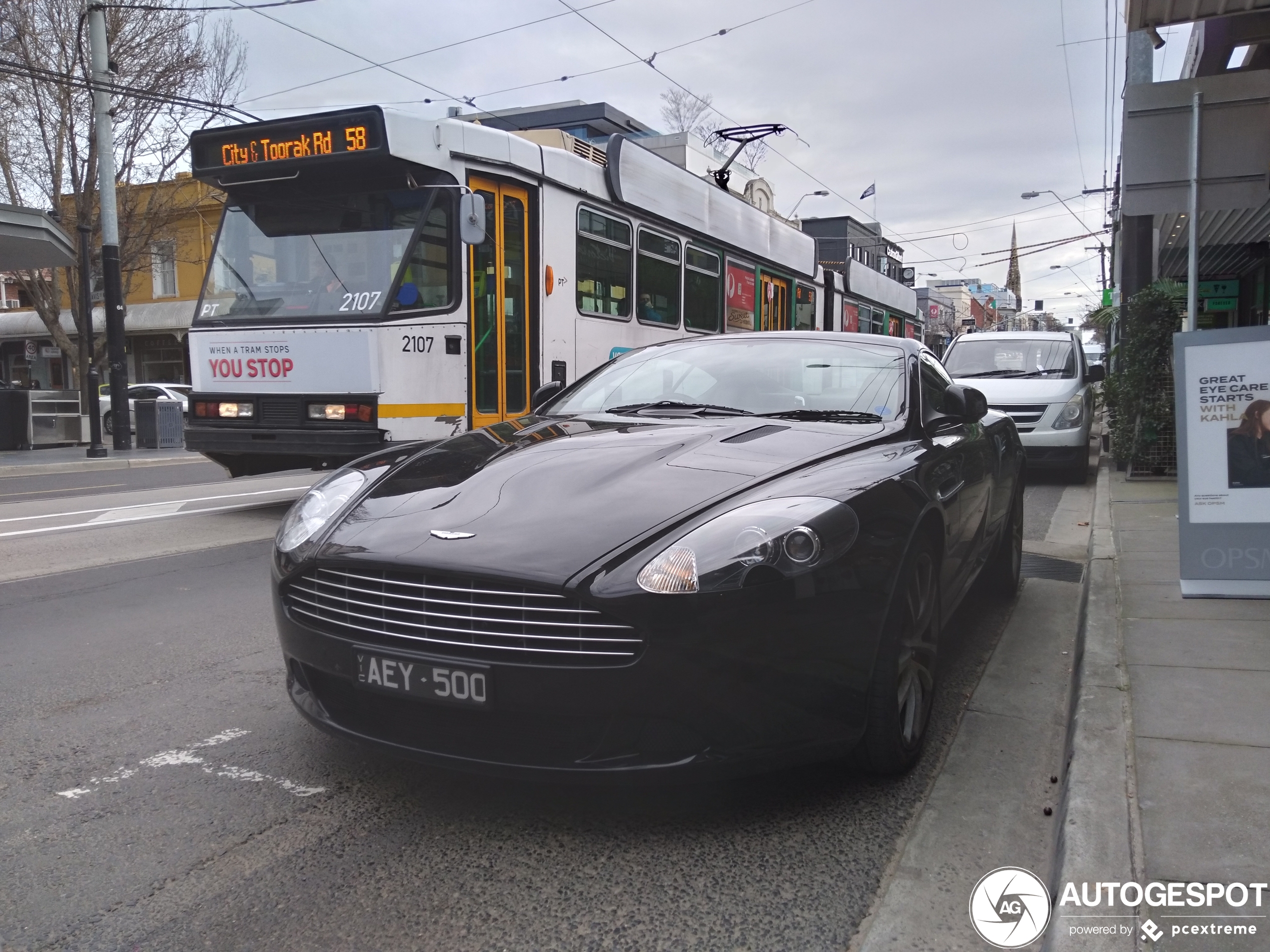 Aston Martin DB9 2010