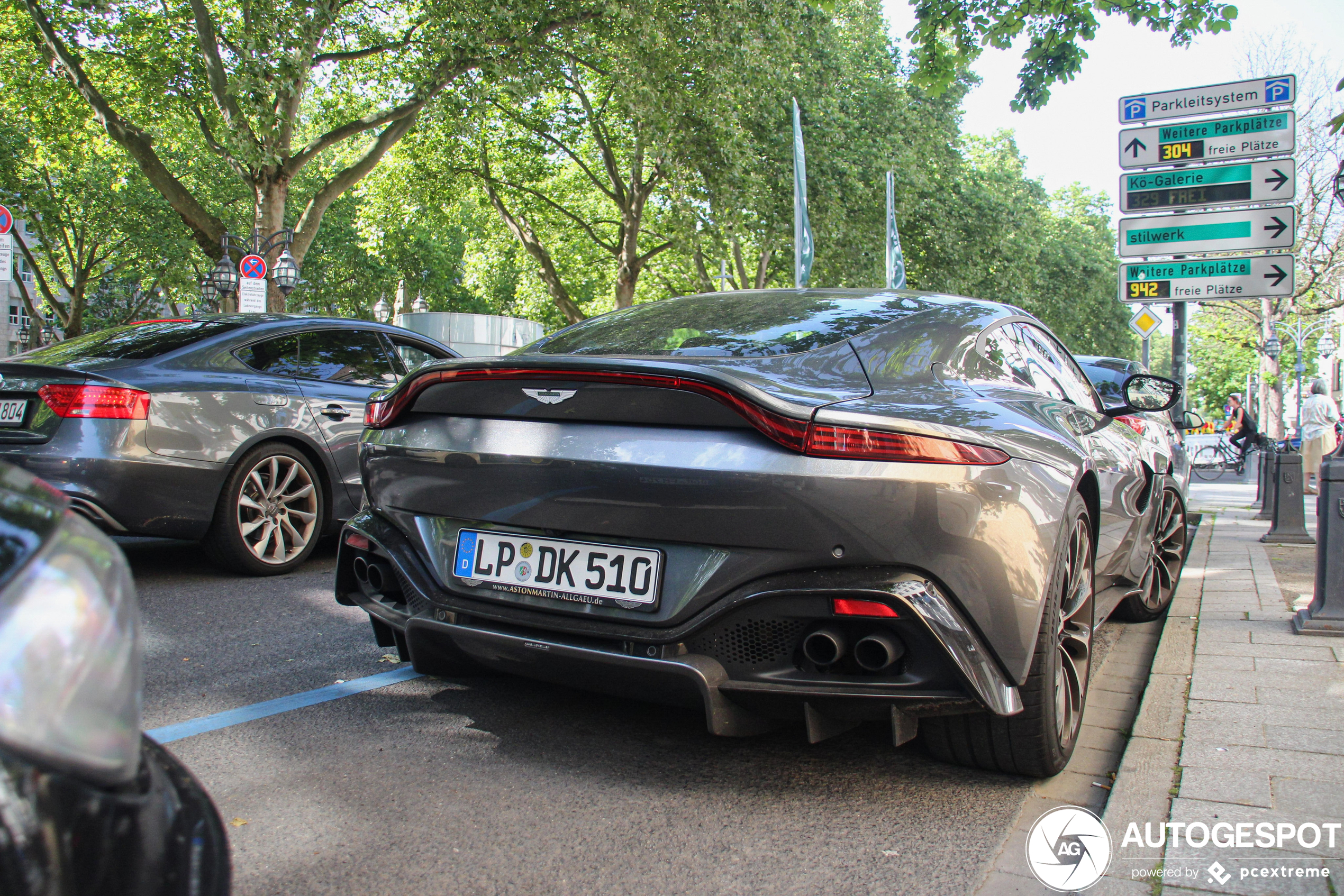 Aston Martin V8 Vantage 2018