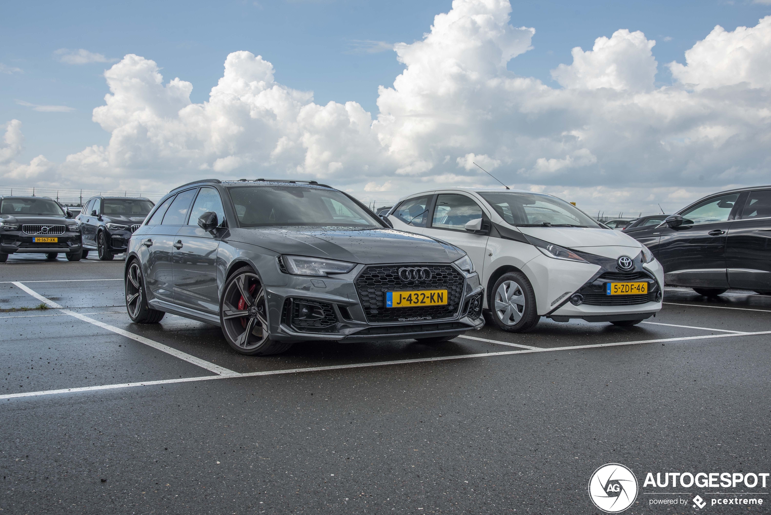 Audi RS4 Avant B9