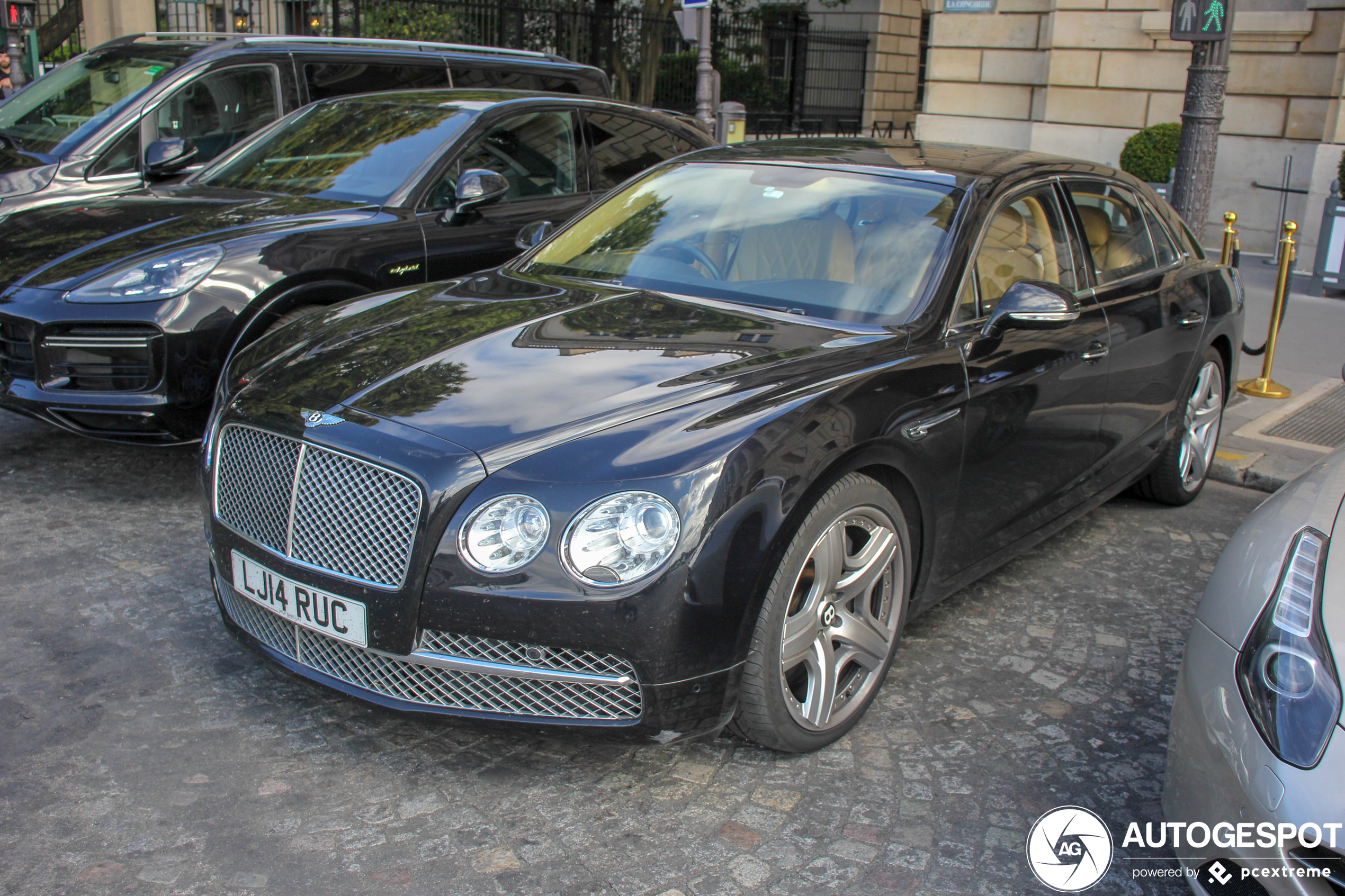 Bentley Flying Spur W12