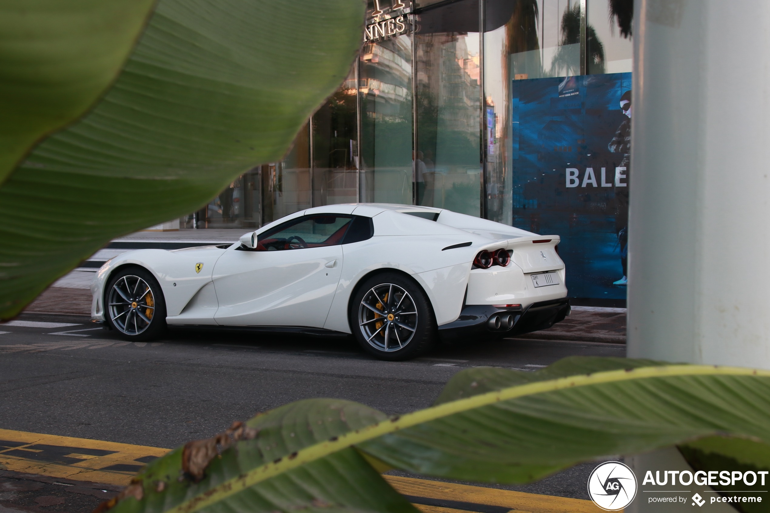 Ferrari 812 GTS