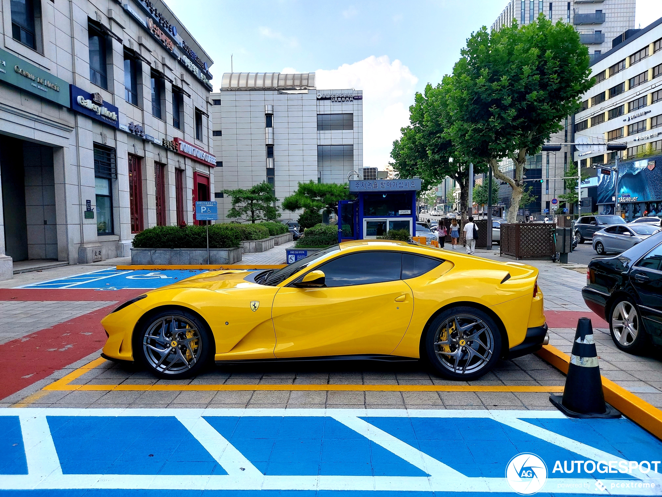 Ferrari 812 Superfast