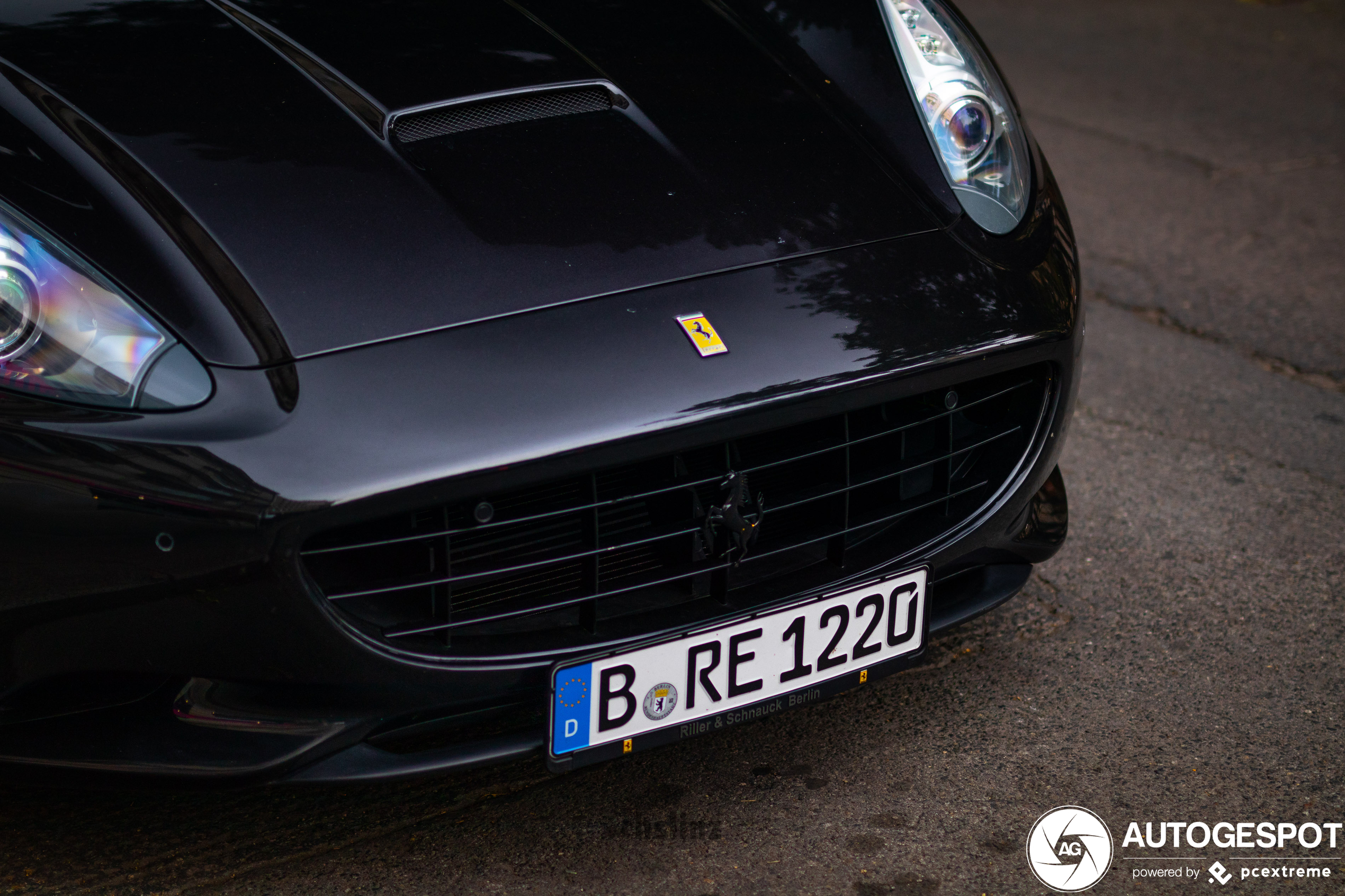 Ferrari California