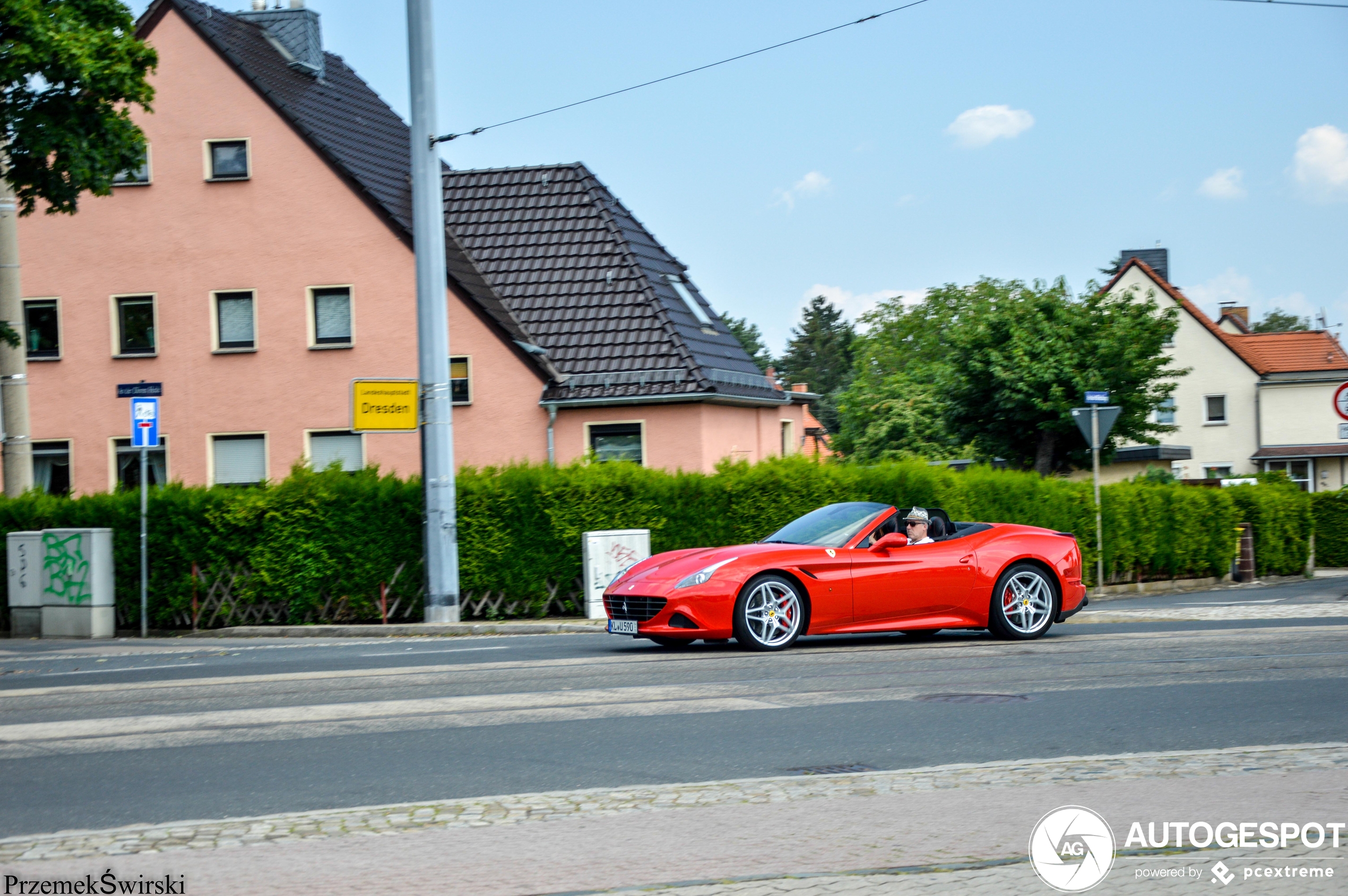 Ferrari California T