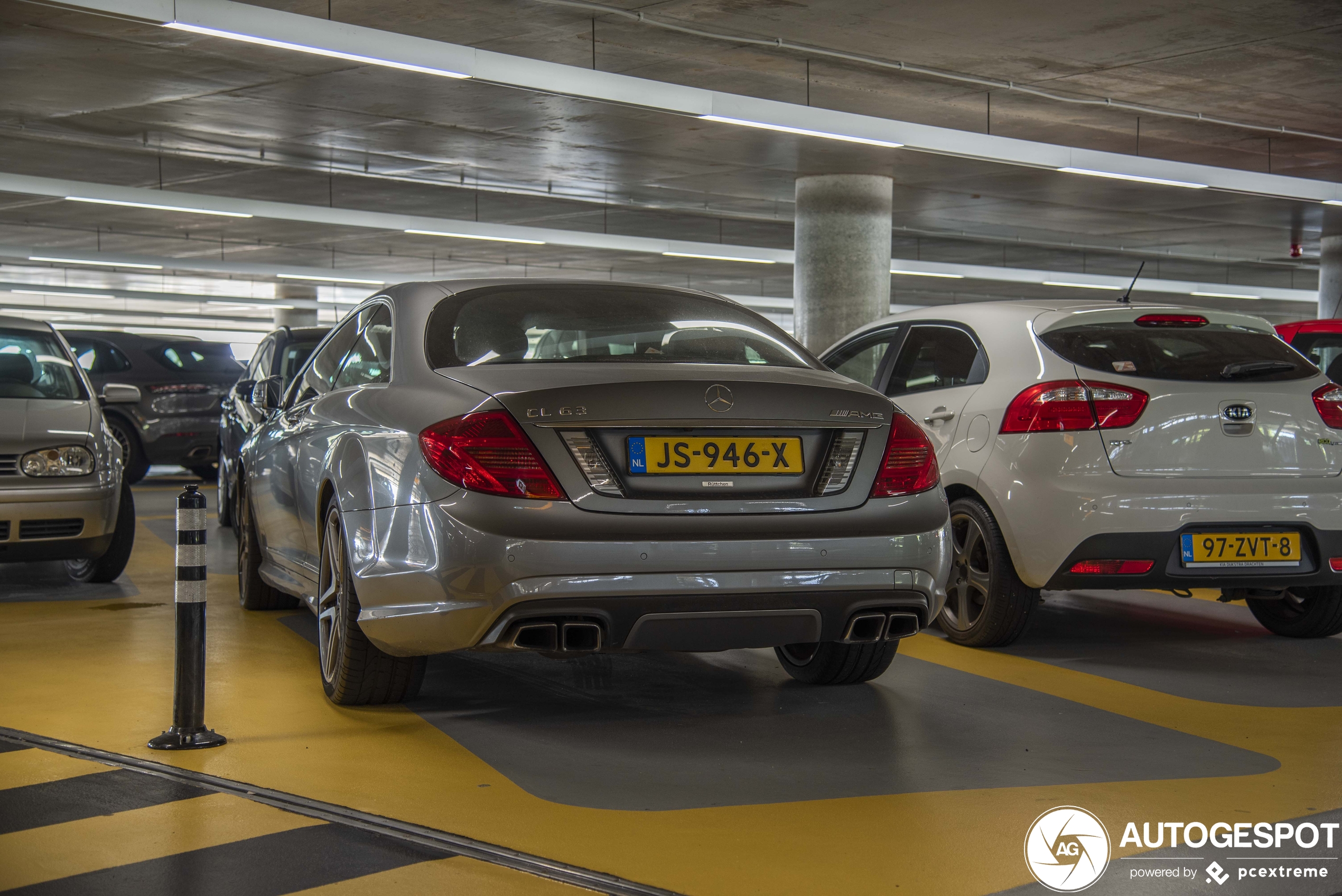 Mercedes-Benz CL 63 AMG C216 2011