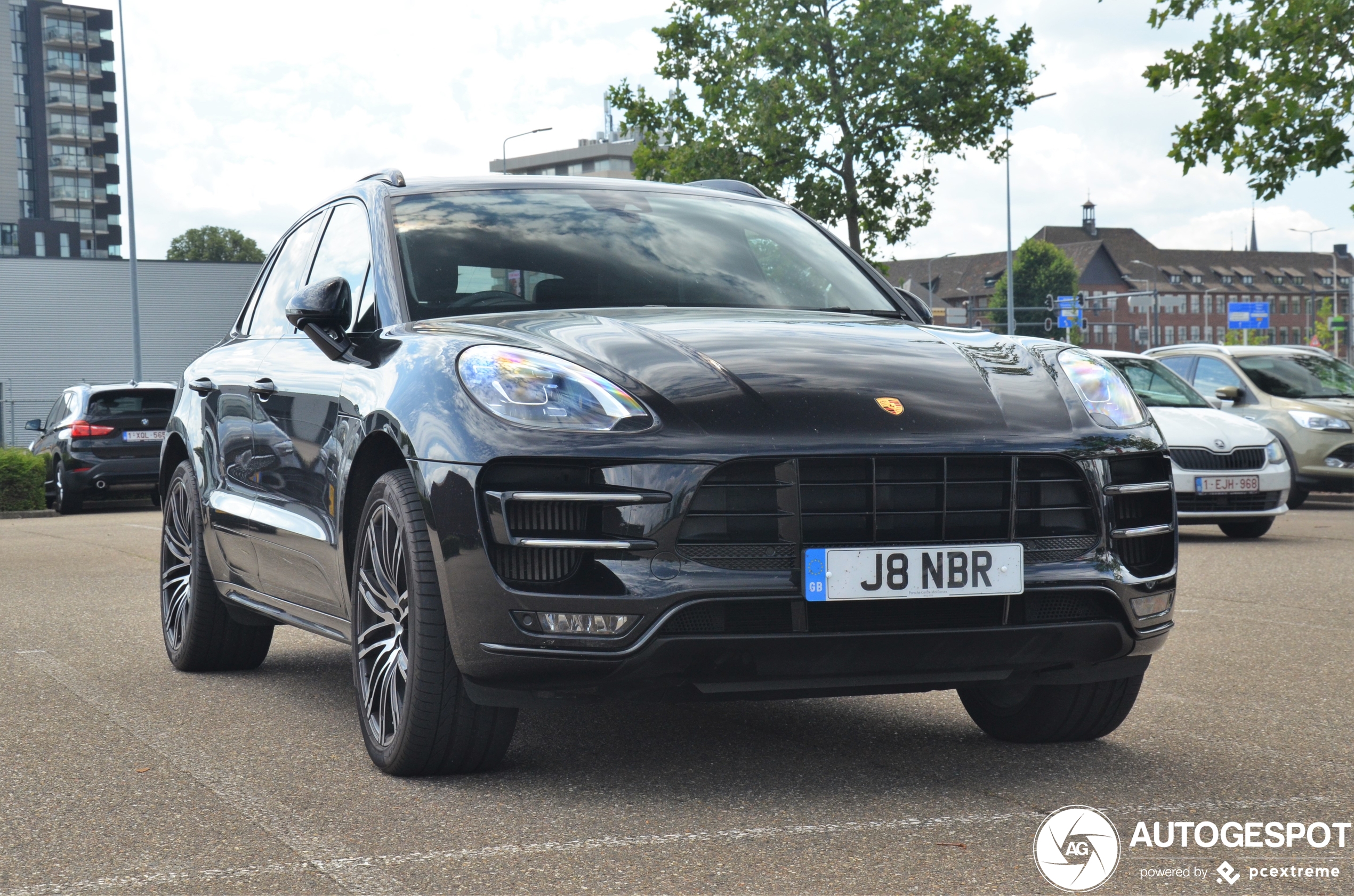 Porsche 95B Macan Turbo