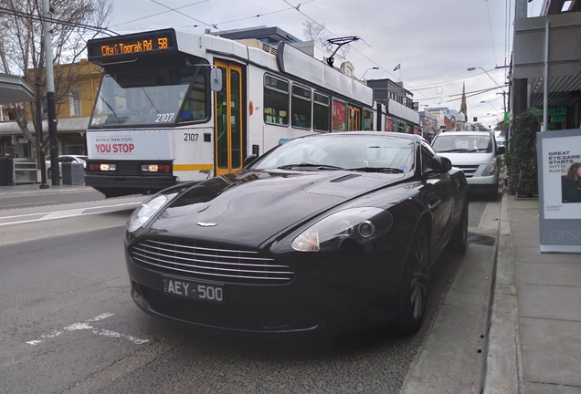 Aston Martin DB9 2010