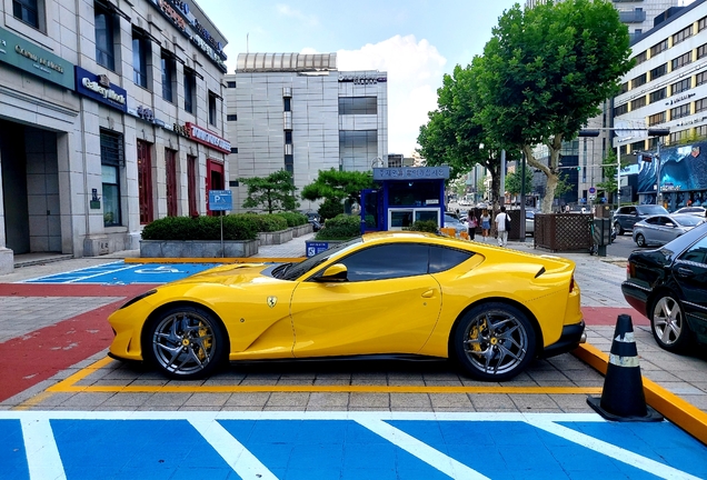 Ferrari 812 Superfast