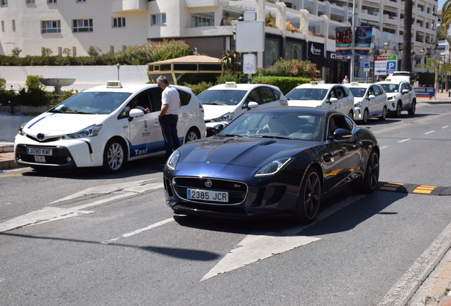 Jaguar F-TYPE S Coupé