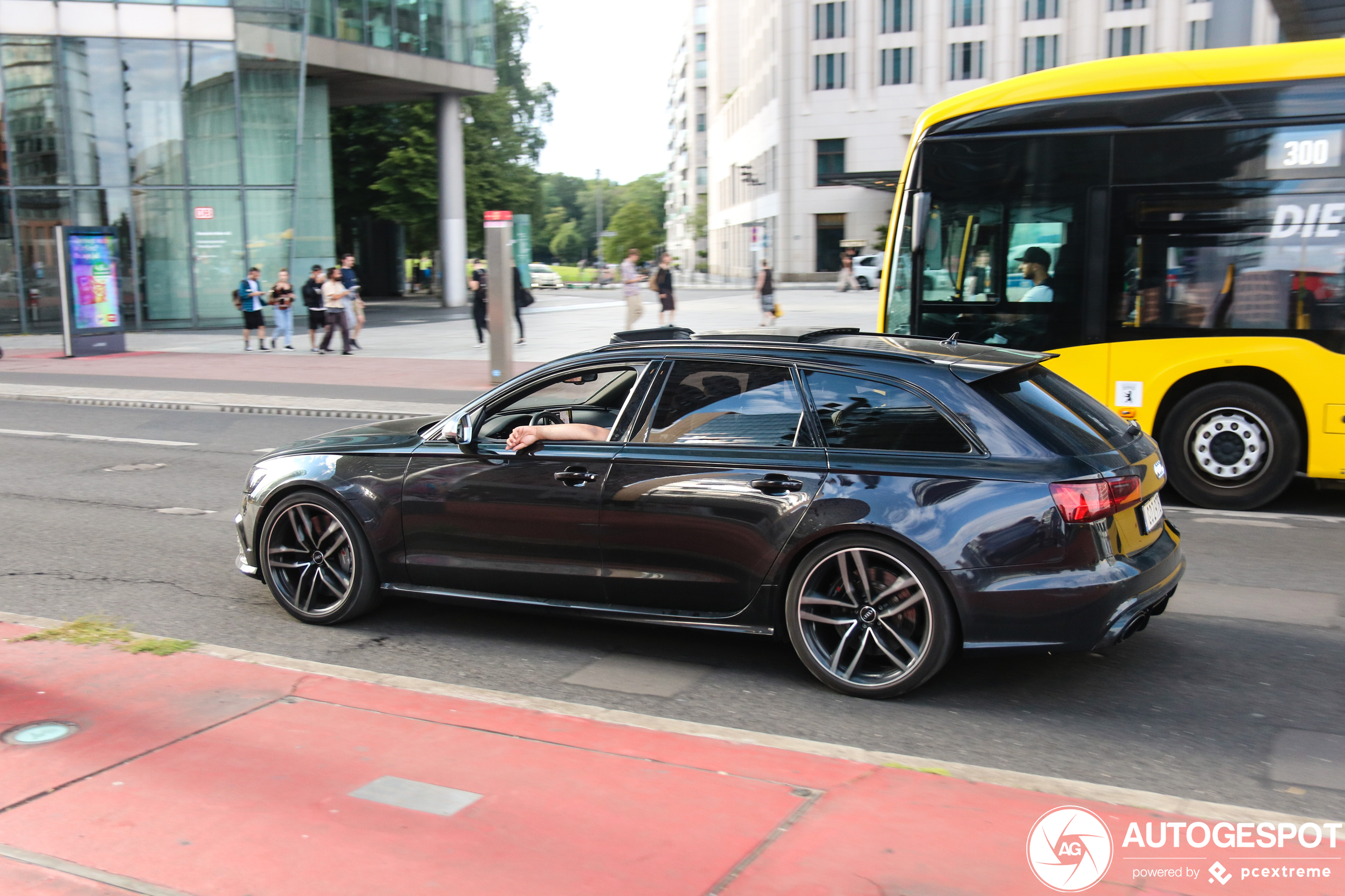 Audi RS6 Avant C7 2015