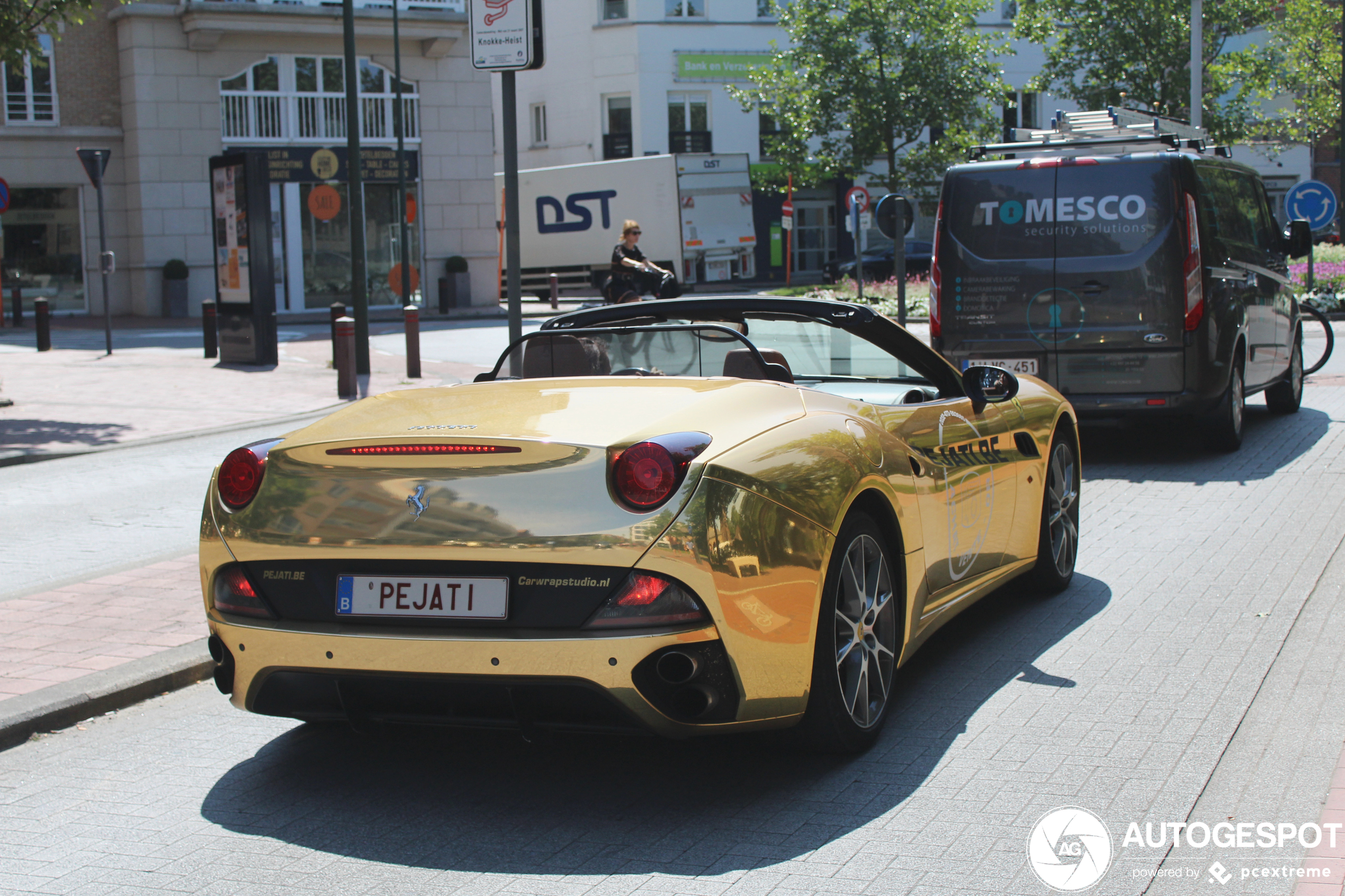 Ferrari California