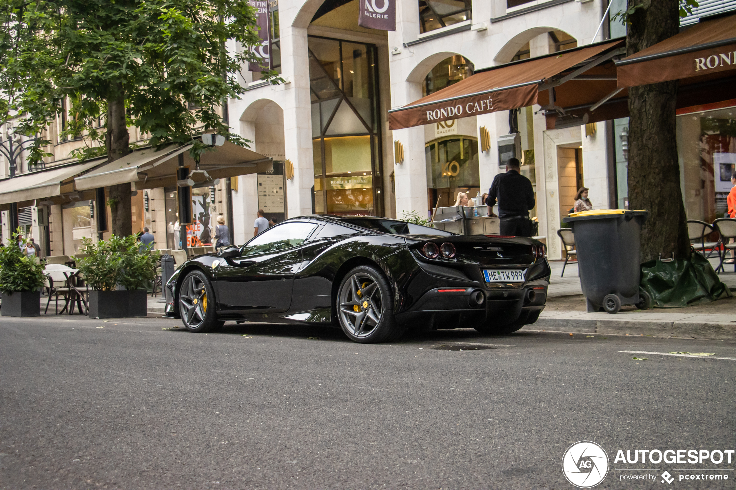 Ferrari F8 Spider