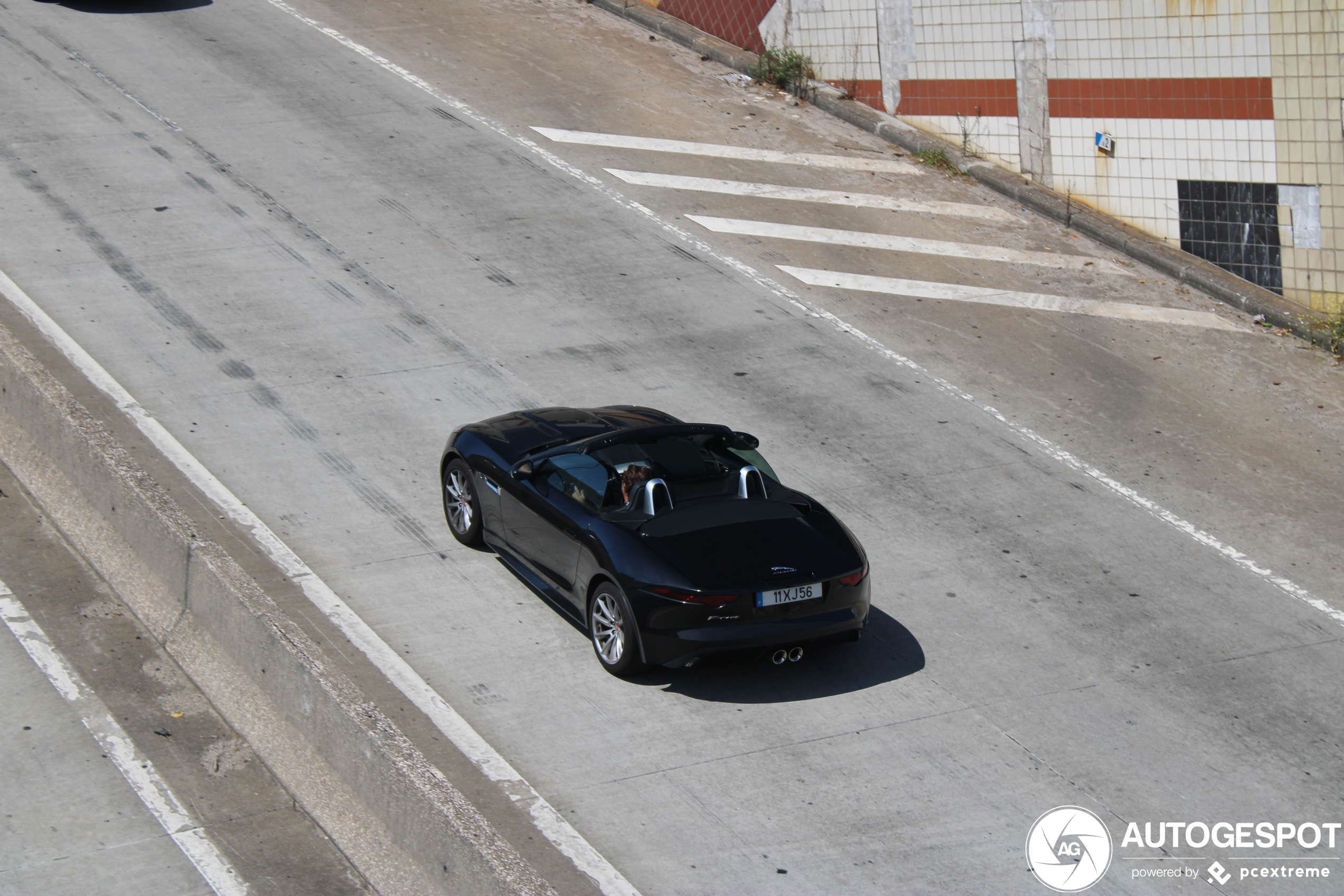 Jaguar F-TYPE S Convertible