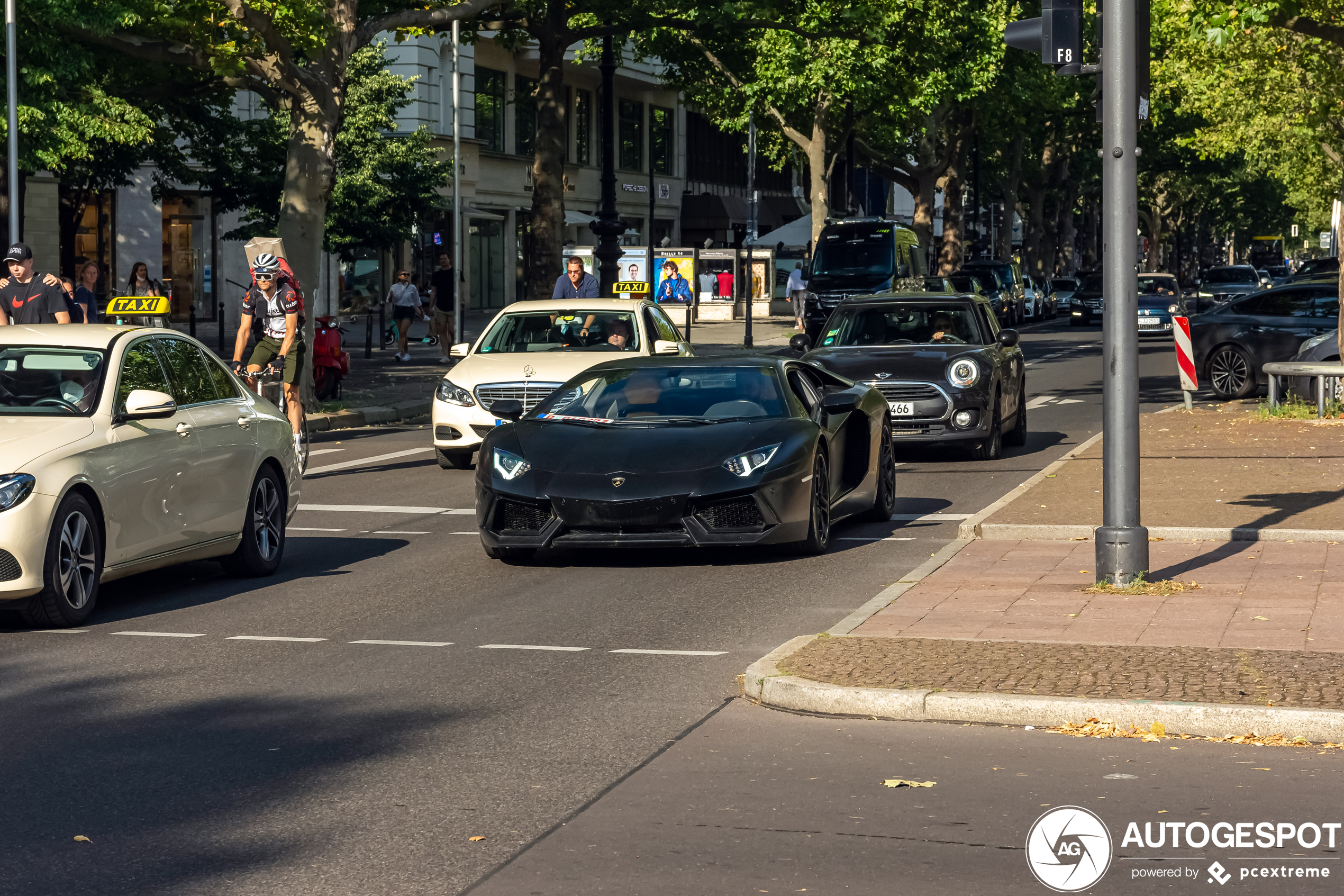 Lamborghini Aventador LP700-4